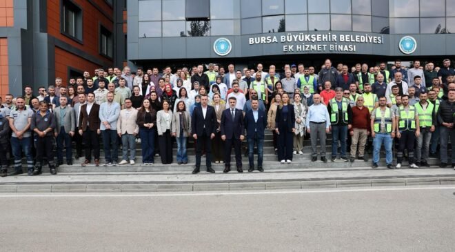 Başkan Vekili Şahin Biba Büyükşehir Ailesiyle Bayramlaştı