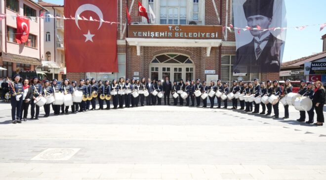 Bursa’nın ilk Belediye Kadın Bandosu 19 Mayıs’ta Yenişehir Sokaklarında