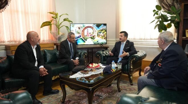 Yenişehir Belediyesi Başkanlık Makamında Duygusal Buluşma