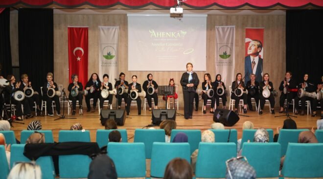 Osmangazi’de Anneler ve Kızları Aynı Sahnede Ritim Tuttu