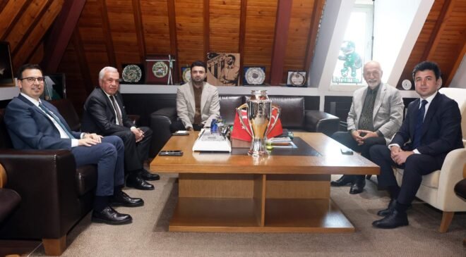 Nilüfer Belediye Başkanı Şadi Özdemir’den Bursaspor’a Tebrik Ziyareti