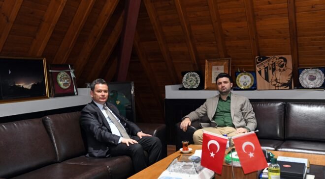 Osmangazi Belediye Başkanı Erkan Aydın’dan Bursaspor’a Tebrik Ziyareti