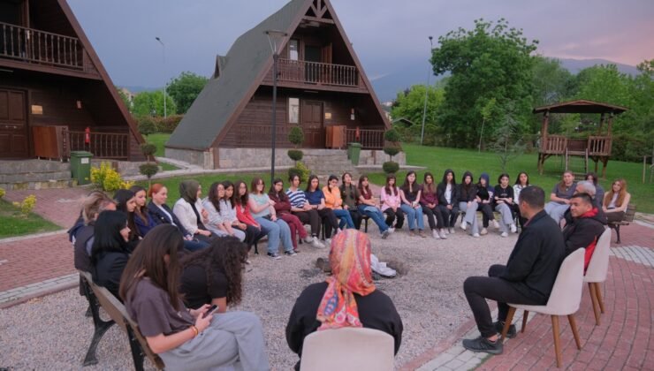 İnegöl’de Gençlerin Tübitak Bilim Kampı Başladı