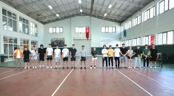 Osmangazi Belediyesi 19 Mayıs Atatürk’ü Anma Gençlik ve Spor Bayramı Coşkusunu Tenis Kortlarına Taşıdı