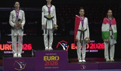 Yıldırım’lı Sporcu Hatice Kübra İlgün Avrupa’da Kürsüde