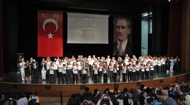 Büyükşehir Belediyesi’nden Ailelere Özel Sanat Gecesi