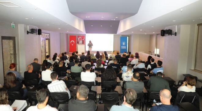 Büyükşehir Belediyesi Personeline Çevre ve Sıfır Atık Eğitimi