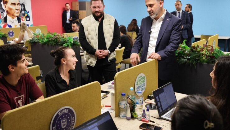 Büyükşehir Belediye Başkan Vekili Şahin Biba Öğrencilerle Buluştu
