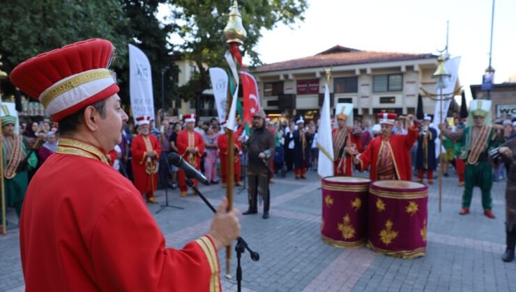 Mehter Sesleri Bu Kez Gazi Orhan Parkından Yükseldi