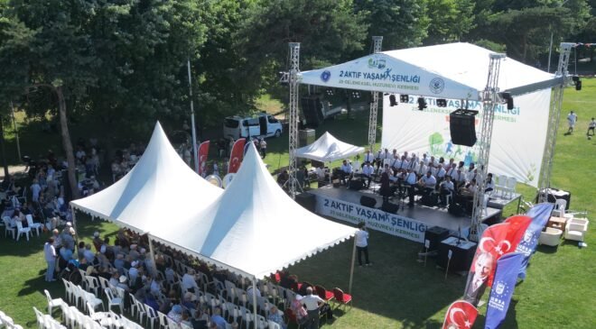 Bursa’da 2. Aktif Yaşam Şenliği Merinos Parkında Gerçekleştirildi