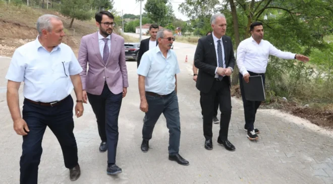 İnegöl Fındıklı’da 3 Sokakta Parke Taş Çalışması Yapıldı