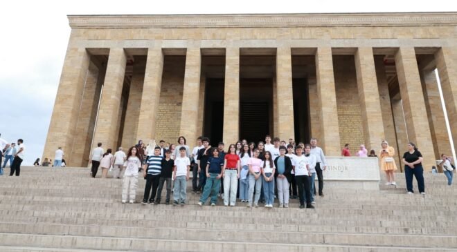 Osmangazi Belediyesi Öğrencilerin Motivasyonunu Artıran Gezi Düzenledi