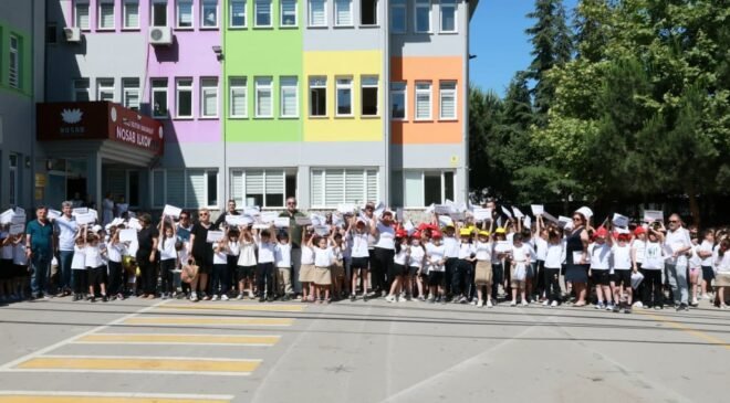 Osmangazi’de Geleceğin Şampiyon Tenisçileri Yetişiyor