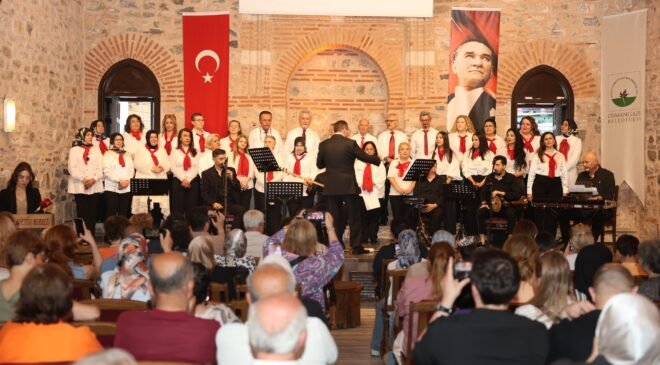 Osmangazi’de Türk Halk Müziği Topluluğundan Dönem Sonu Konseri