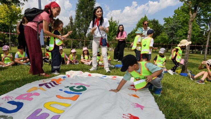 Osmangazi’de Minikler Yaza Merhaba Etkinliğinde Bir Araya Geldi