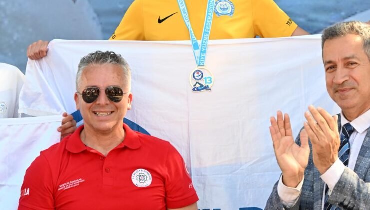 Yıldırım’lı Yüzücülere Milli Gurur