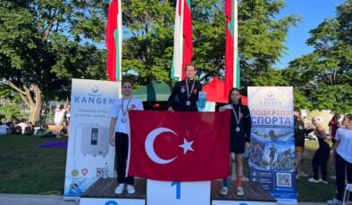 Yıldırım Belediyesporlu  Genç Yüzücüler Türkiye’nin Gururu Oldu