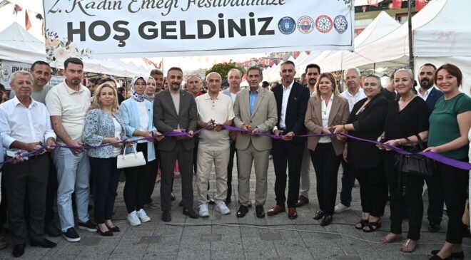 2.Gemlik Kadın Emeği Festivali Görkemli Bir Açılışla Başladı
