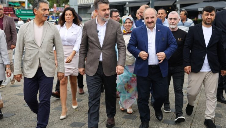 Gemlik’te Aşureler Şahin Biba ve Mustafa Varank’tan