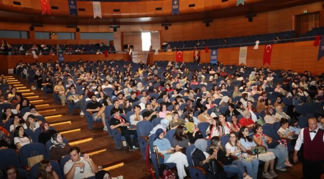 Bursa’da Gençler KPSS Hazırlığında da Yalnız Değil
