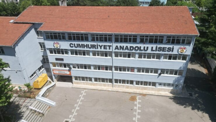 Eğitim Yuvaları Büyükşehir Belediyesi’yle Yenileniyor