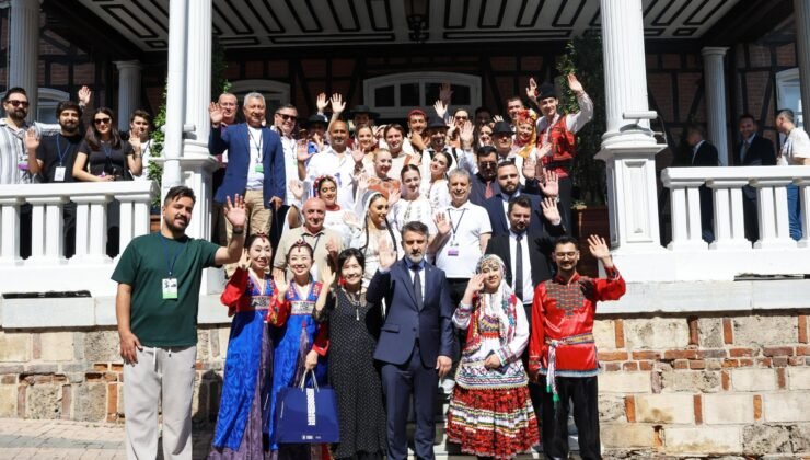 Altın Karagöz Ekiplerinden Büyükşehir Belediyesi Başkan Vekili Şahin Biba’ya Ziyaret