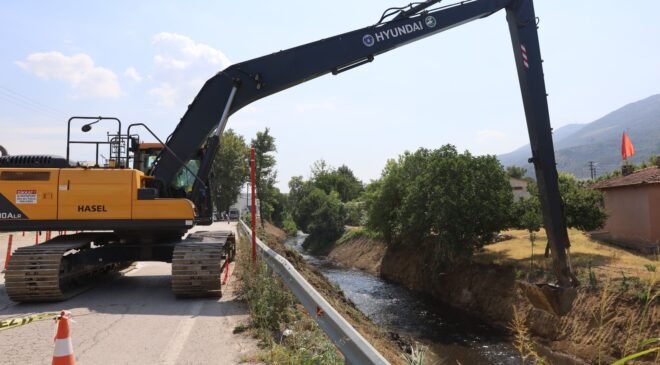 Büyükşehir Belediyesi Derelerde Temizlik Seferberliği Başlattı