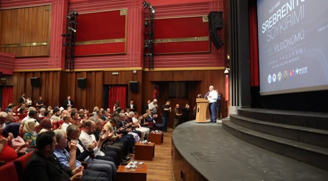 Sırplar Tarafından Yapılan Srebrenitsa Soykırımını Unutmadık Unutturmayacağız