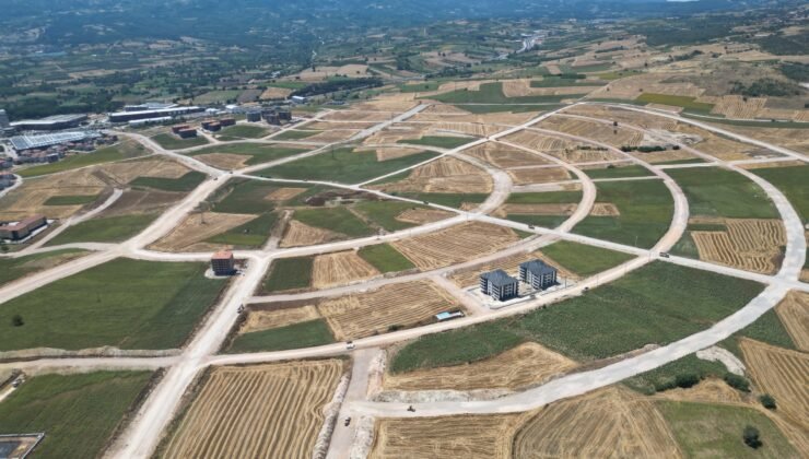 Büyükşehir Belediyesi’nden İnegöl’e 18 Kilometre Uzunluğunda Yeni Yol