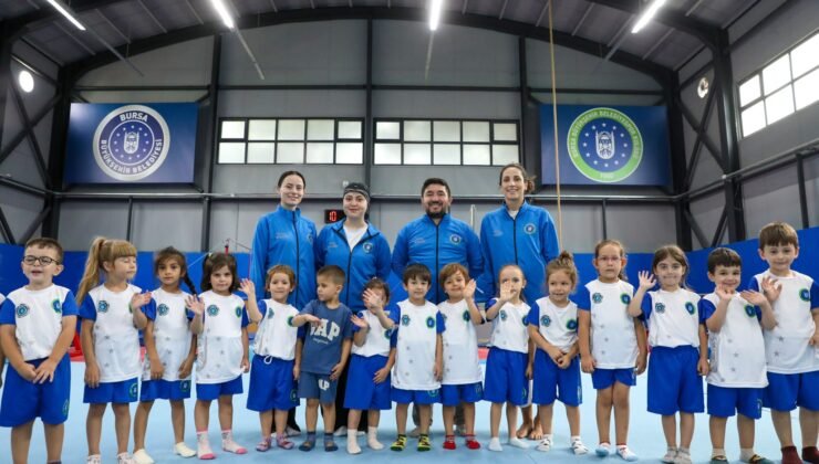 Büyükşehir Belediyesi’nin Yaz Spor Okullarında İlk Dönem Tamamlandı