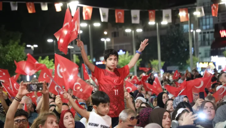 İnegöl’de 15 Temmuz 10. Yılında Milli irade için Tek Yürek