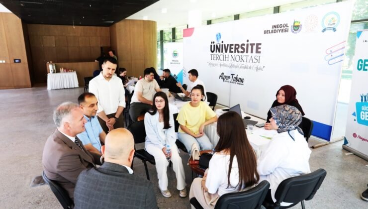 İnegöl Belediyesi Tercih Sürecinde Öğrencilere Destek