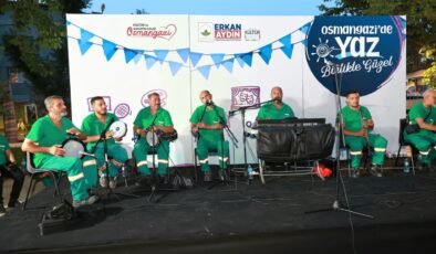 Osmangazi’de Eğlence Mahalle Mahalle Gezmeye Devam Ediyot