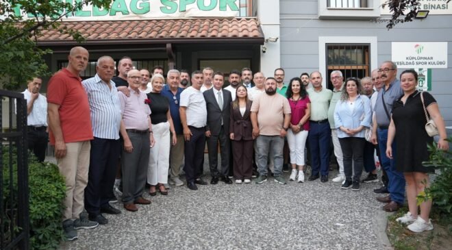 Osmangazi Belediye Başkanı Erkan Aydın Aşurenin Bereketini Küplüpınar Sakinleriyle Paylaştı