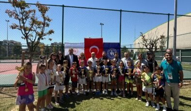 Osmangazi Belediyespor Tenis Turnuvasında Gururlandırdı