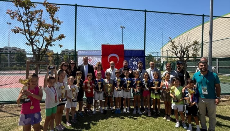 Osmangazi Belediyespor Tenis Turnuvasında Gururlandırdı