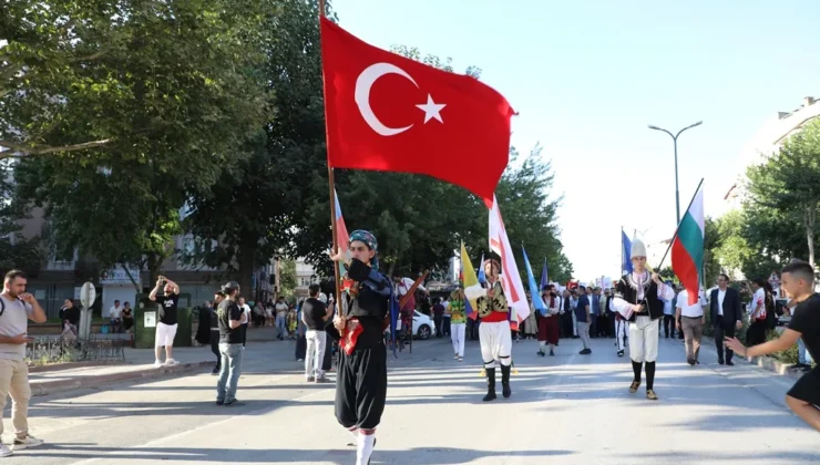 İnegöl Belediyesi’nin 39. Uluslararası Kültür Sanat Festivali Başladı