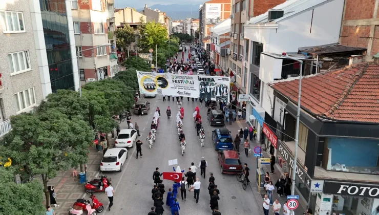 İnegöl’de Dünyanın Renklerini Buluşturan Festival Başladı