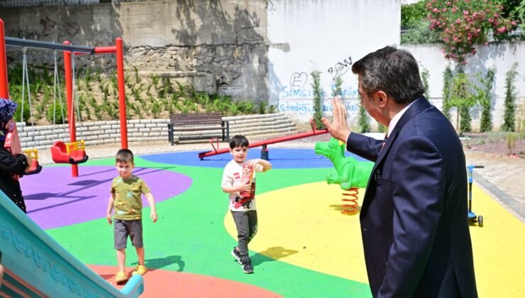 Yıldırım’da Park ve Bahçelere Yaz Bakımı