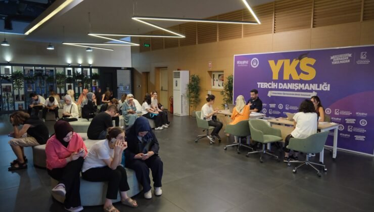 Yıldırım Belediyesi Üniversite Tercihi Yapacak Gençlerin Yanında