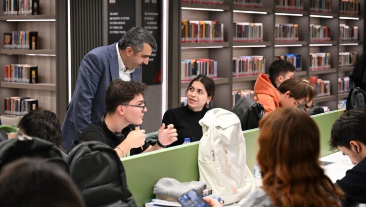 Yıldırım’da Kütüphaneler Öğrenci ve Kitap Severlerle Doldu Taştı