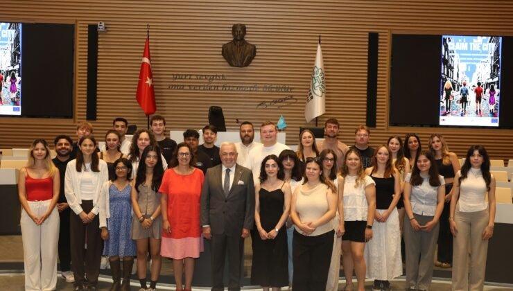 Nilüfer ile Schweinfurt Arasında Gençlik Köprüsü Kuruldu