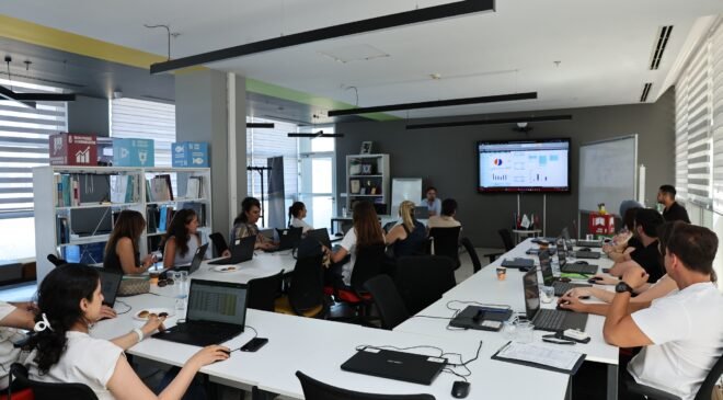 Nilüfer Belediyesi Çalışanlarına Dijital Yetkinlik ve Excel Eğitimi Düzenledi