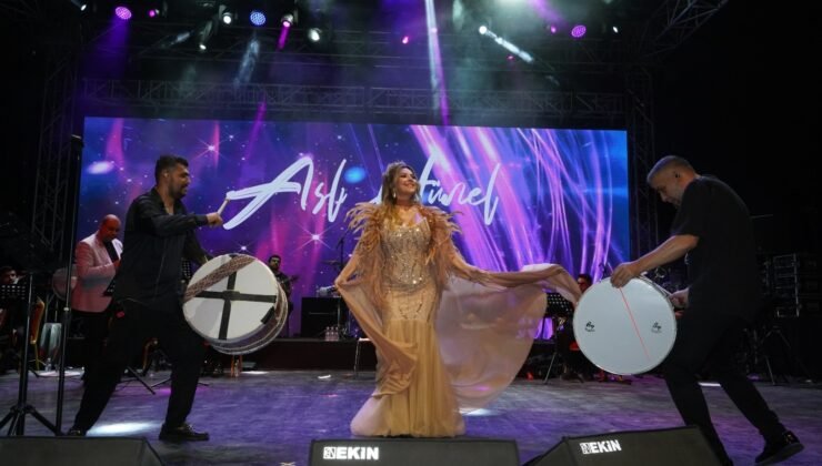 Türk Müziğinin Güçlü Sesi Aslı Hünel’den Açık Havada  Müzik Ziyafeti