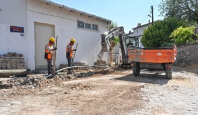 Bursa’da  Kırsal Mahallelerin Altyapısını Kuvvetleniyor