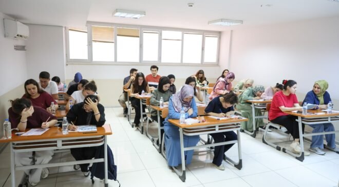 Büyükşehir Belediyesi’nden Memur Adaylarına KPSS Provası