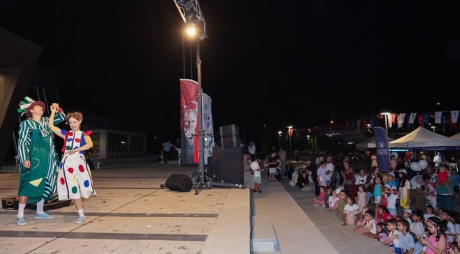 Büyükşehir  Belediyesi’nden “Miniklere iki Bavul Dolusu” Eğlence