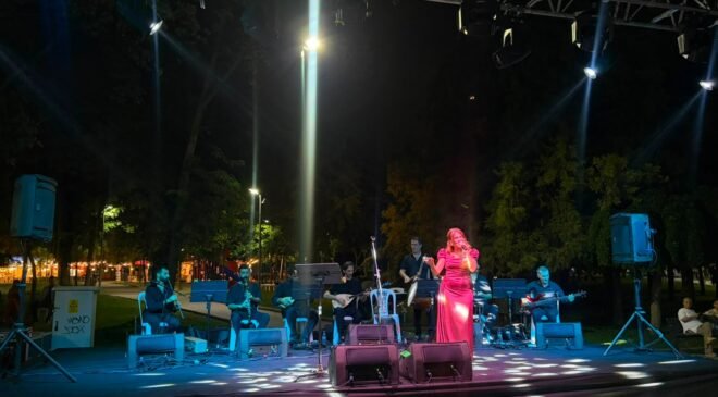 Kültürpark Göl Kenarında Zafer Türküleri