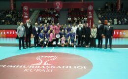 Büyükşehir Belediyespor  Kadın Hentbol Takımı Cumhurbaşkanlığı Kupasında İkinci Oldu
