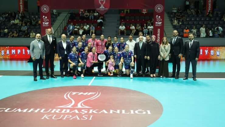 Büyükşehir Belediyespor  Kadın Hentbol Takımı Cumhurbaşkanlığı Kupasında İkinci Oldu